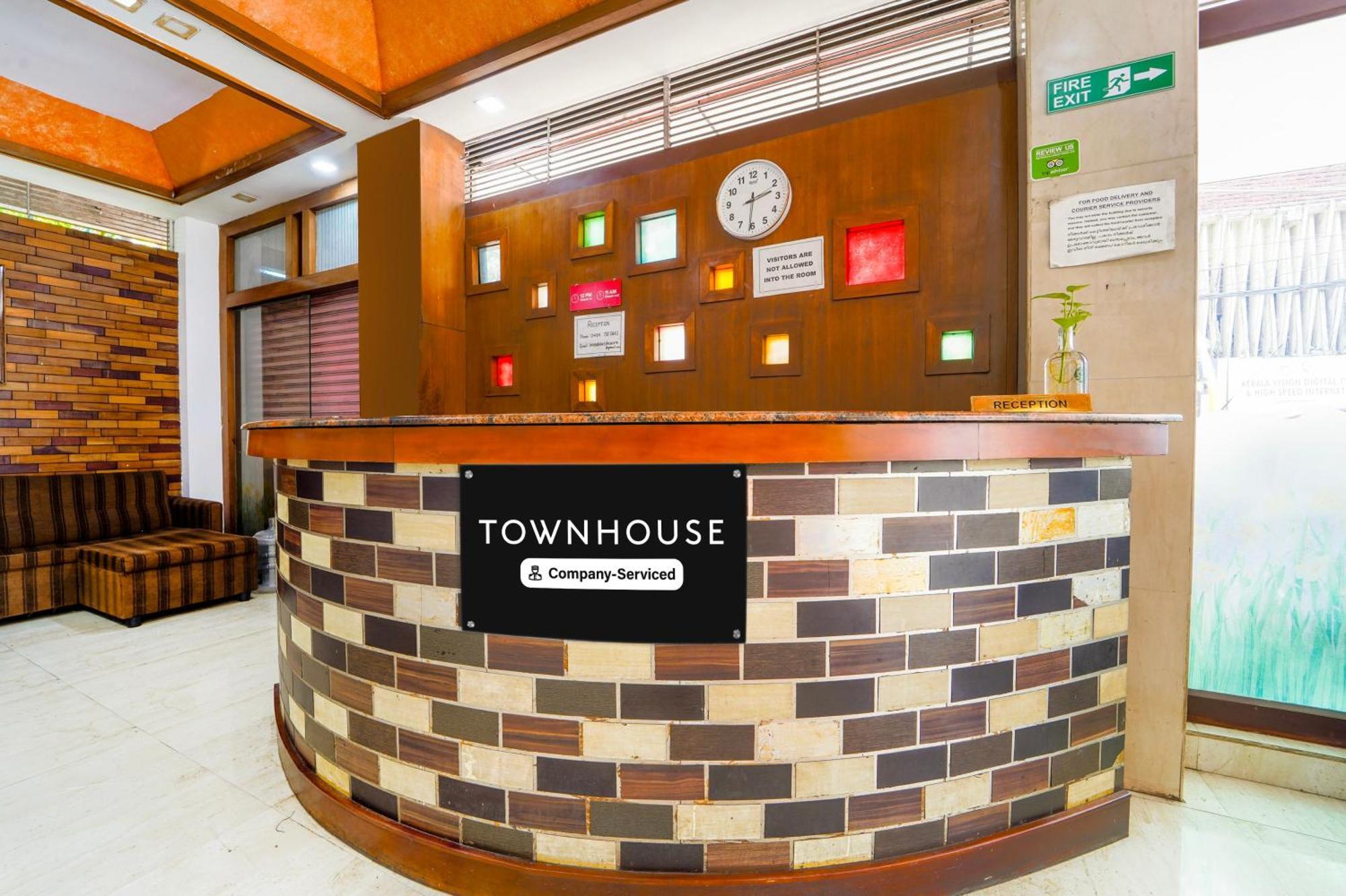 Super Townhouse City Center Ernakulam Kochi Exterior foto